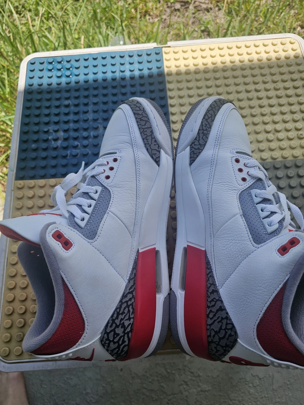 Size 10.5 - Jordan 3 Retro Mid Fire Red